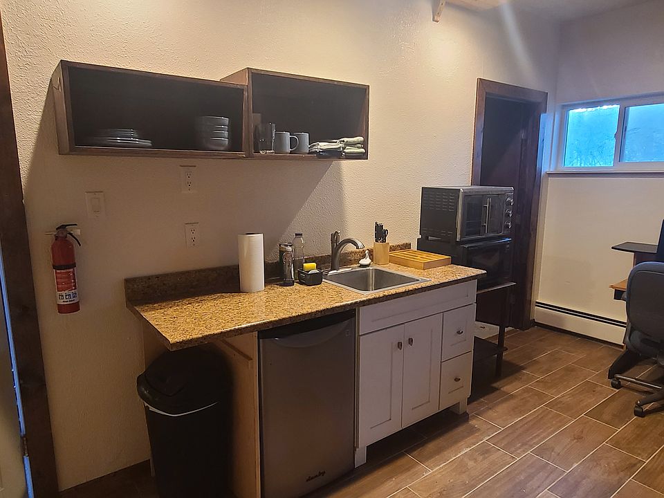 1st image of 350 Lorey Dr