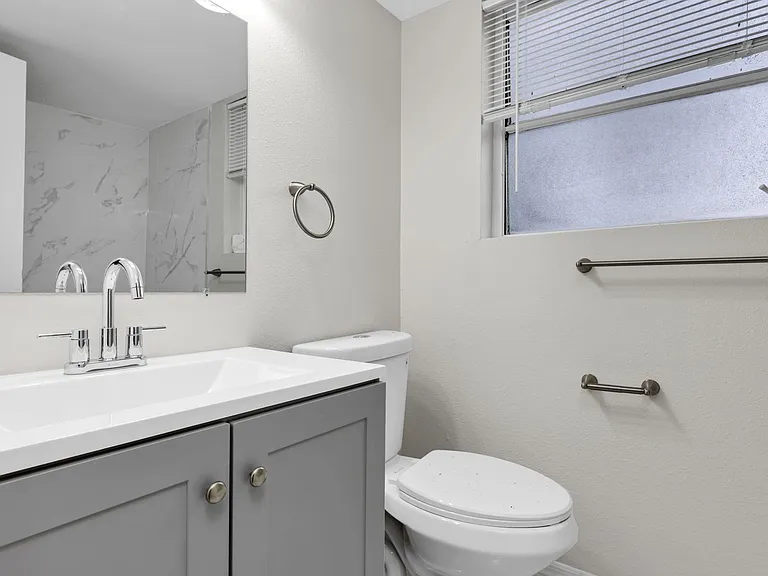 751 Bellevue Ave #1 — Photo 17