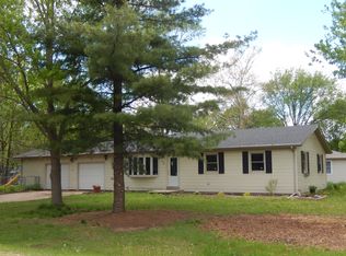 808 W Baxterwood Ln, Janesville, WI 53546
