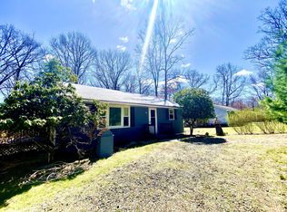 27 Brush Dr, East Stroudsburg, PA 18302