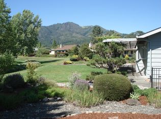 8851 Hood Mountain Way, Santa Rosa, CA 95409