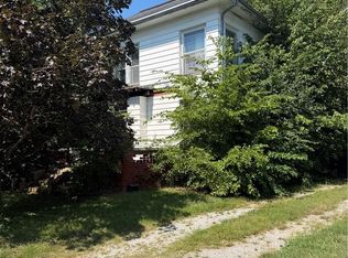 525 W 1st St, Maryville, MO 64468