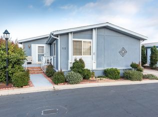 112 Poinsettia Gardens Dr, Ventura, CA 93004