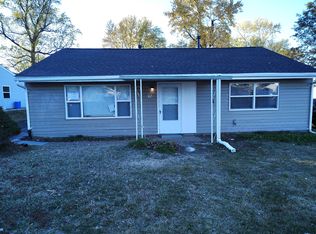 15 Saint George Pl, Saint Louis, MO
