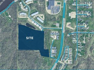 S Of River Bluffs Dr NW, Cedar Rapids, IA 52405