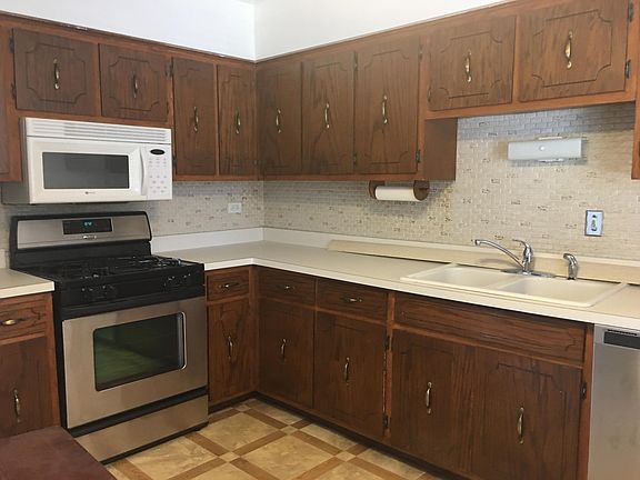 2nd image of 10440 S Mason Ave #103