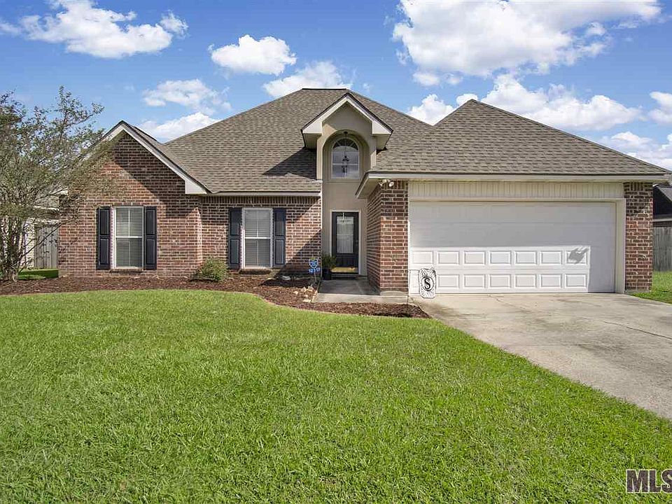 1st image of 12317 Pinebrook Dr