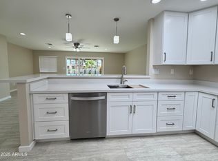 2535 E Bluefield Ave, Phoenix, AZ 85032