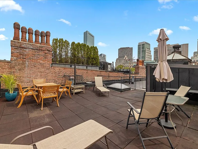 228 Commonwealth Ave #10 — Photo 13