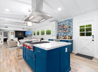 129 Via Nice, Newport Beach, CA 92663