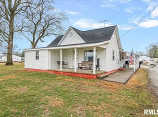 10 Lewis St, Mechanicsburg, IL 62545