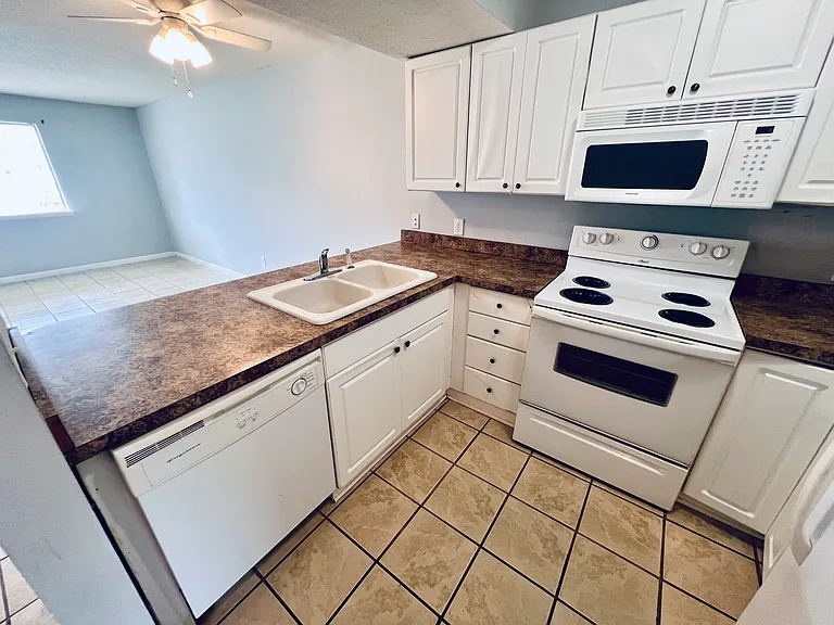 25-E - Kitchen 2_05132026