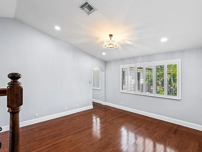 17550 Circle Pond Ct — Photo 47
