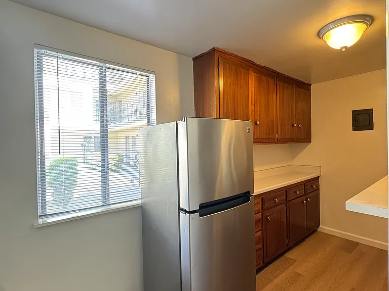 5708 Temple City Blvd — Photo 8