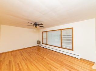 3942 N California Ave APT 1, Chicago, IL 60618