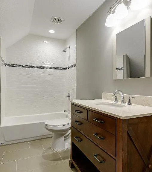 3rd floor bathroom