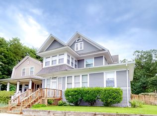 206 7th Ave, Troy, NY 12180