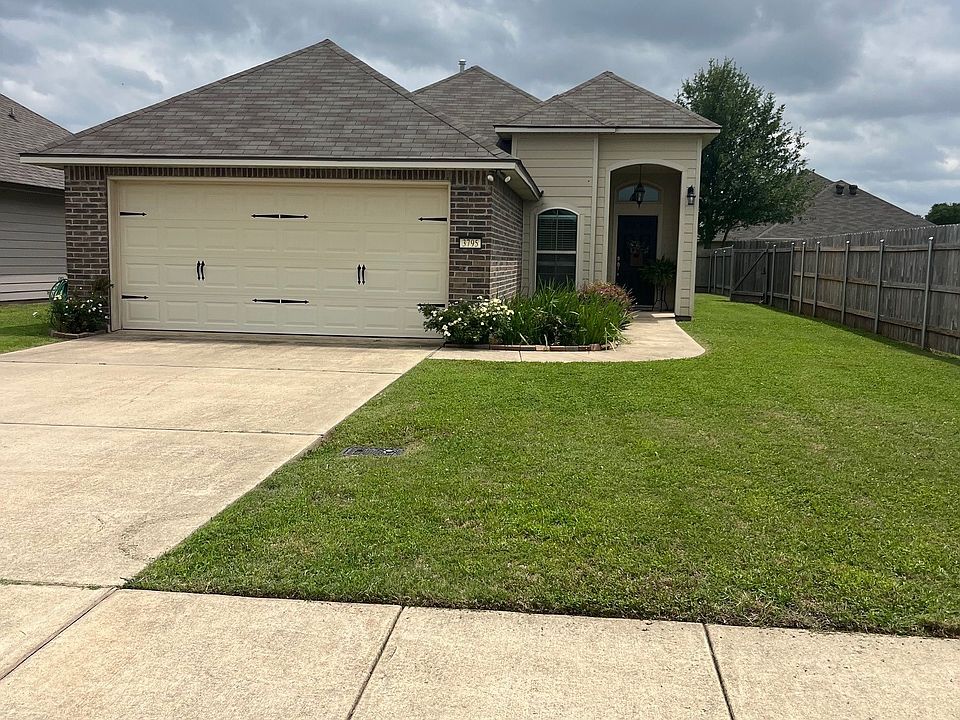 1st image of 3795 Pickering Pass Dr