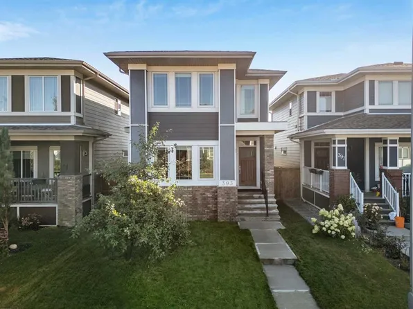 393 SW Marquis Hts SE, Calgary, AB T3M 2A7