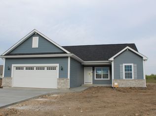 616 Franzen St, Delavan, WI 53115