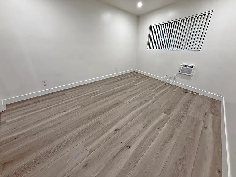 10674 Holman Ave #2 — Photo 11