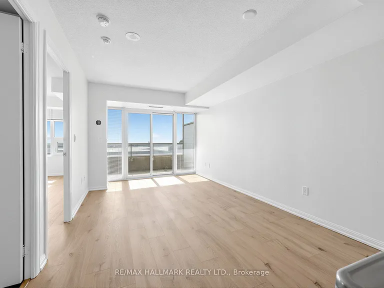 75 Liberty St #1004 — Photo 6