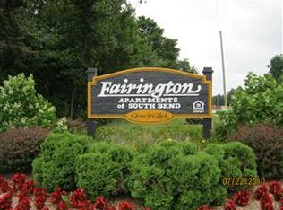 1220 E Fairington Cir, South Bend, IN 46614