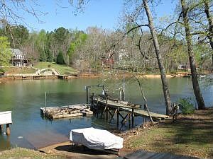 3rd image of 683 Moonbranch Dr