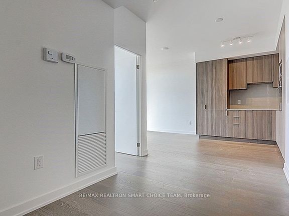 4th image of 11 Wellesley St W #2506
