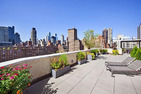 Sold by Halstead Real Estate | media 23