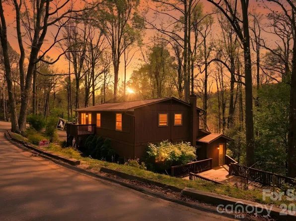 806 Dogwood Rd, Boone, NC 28607