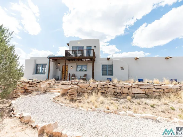 15 Rocky Ln, Grants, NM 87020