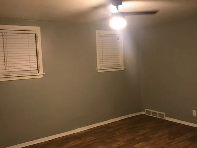 Western Avenue Apartments LLC — Photo 6