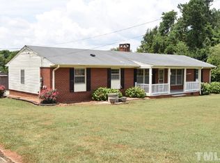 2763 S Cedar Dr, Burlington, NC 27215