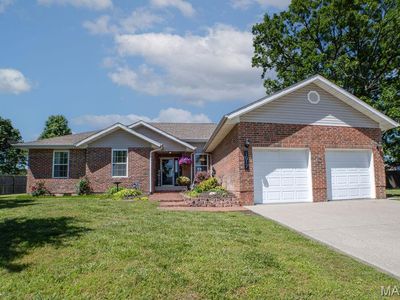 1017 Daytona Dr, Lebanon, MO, 65536
