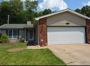 105 Buckhorn Dr, Springfield, IL 62707