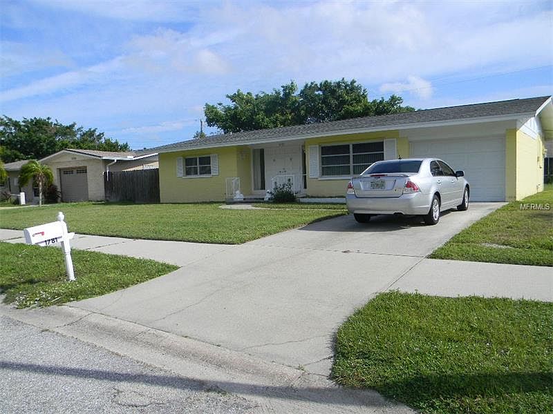 1st image of 1781 Valencia Dr