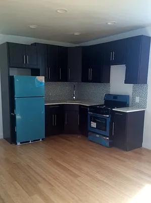 Rented by Andrew Parker, LREB | media 25