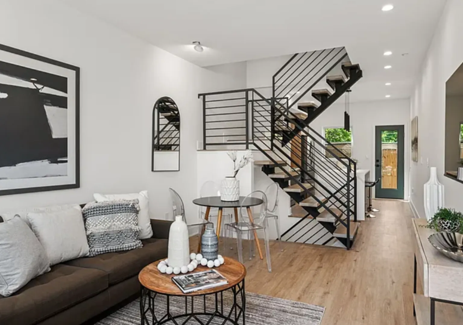Luxury New Construction Townhome — Photo 2