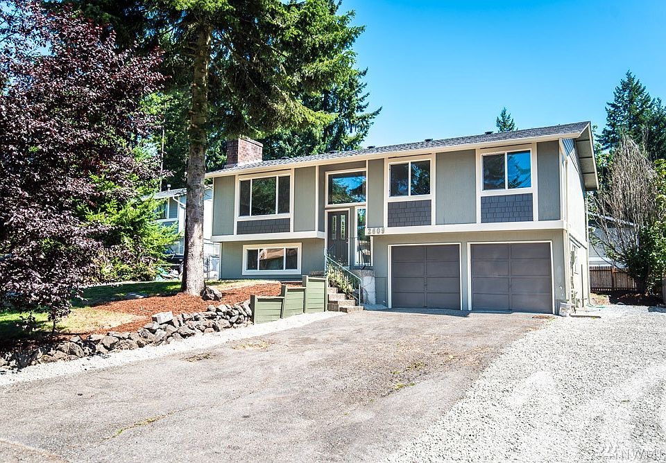 1st image of 2609 24th St SE