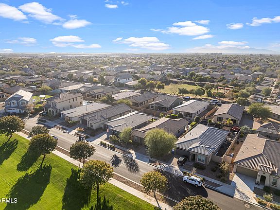 5th image of 14441 W Via Del Oro --
