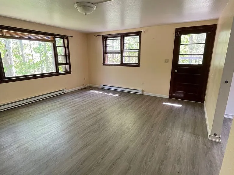 81 Torrington Ave #5 — Photo 6