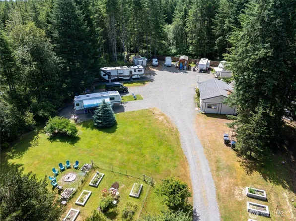 30 E Richardson Road, Belfair, WA 98528