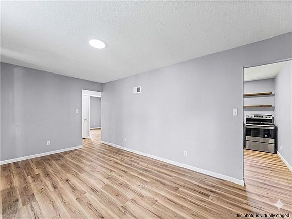 5th image of 7602 Roswell Ave