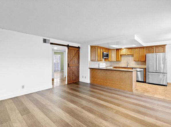 31916 Del Cielo Este APT 36