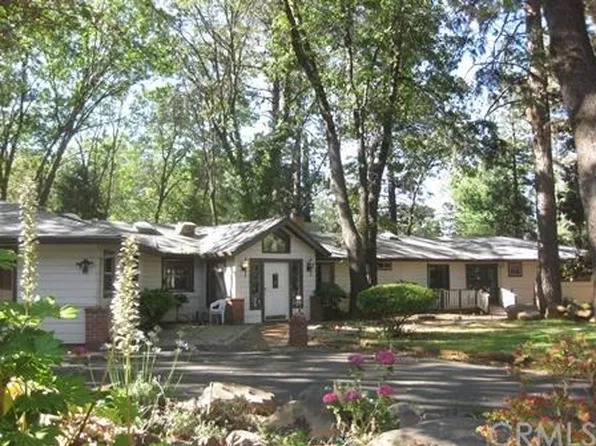 1095 Fairview Dr, Paradise, CA 95969