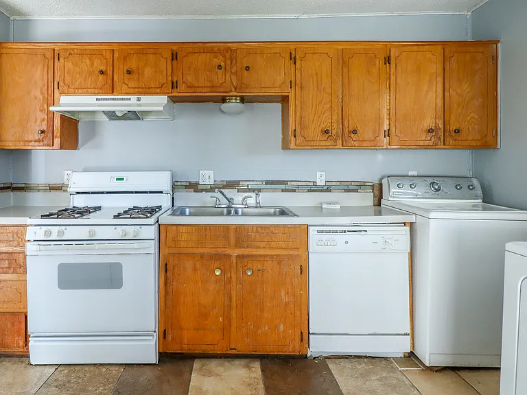 1309 Greenwood Ave — Photo 9