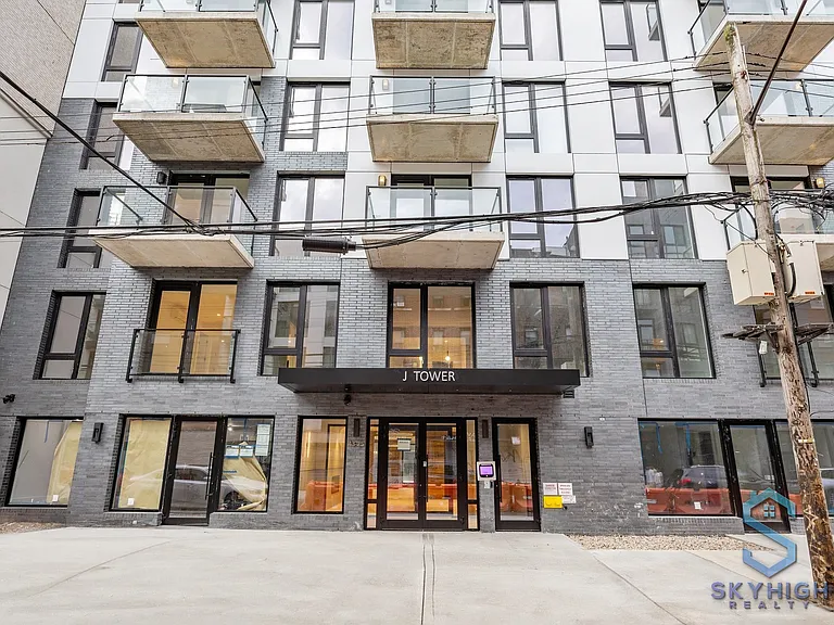 43-25 52nd St #4B — Photo 19