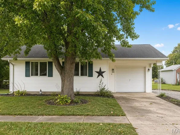 305 W 4th South St, Mount Olive, IL 62069