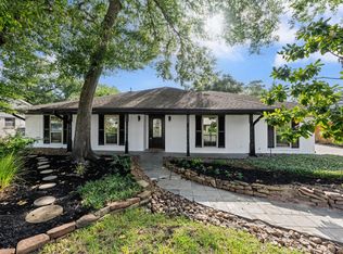 28923 Pinehill Dr, Spring, TX 77381
